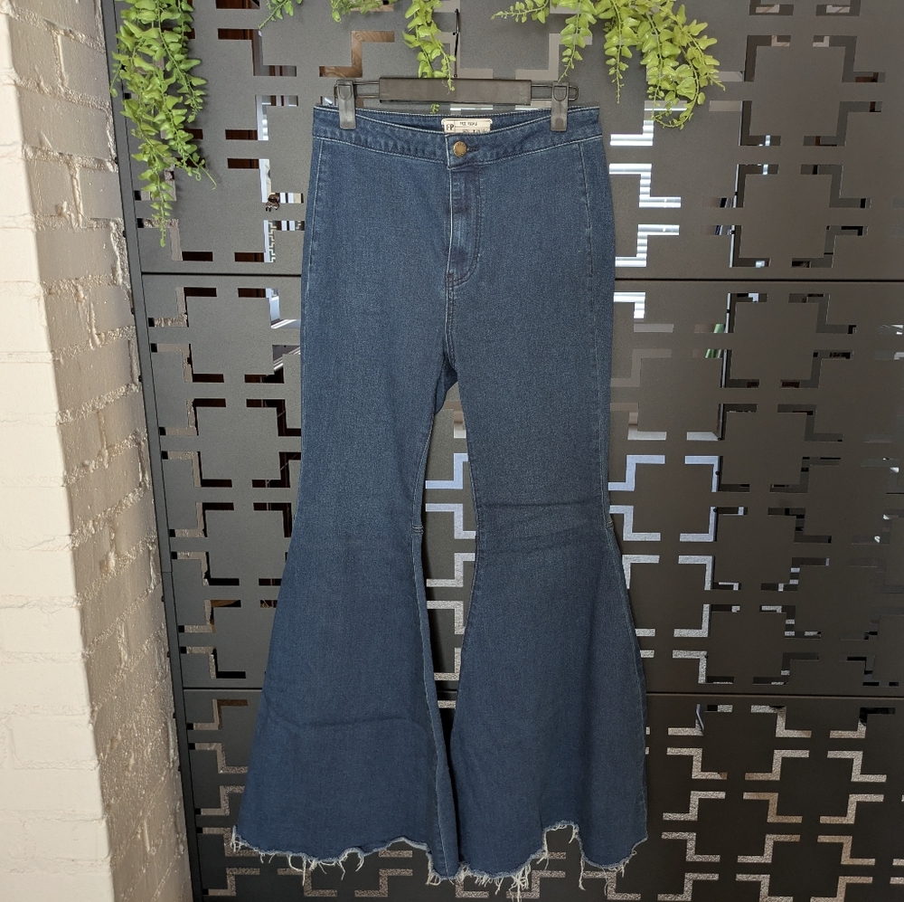 Free People Just Float On flare jeans - 28 short